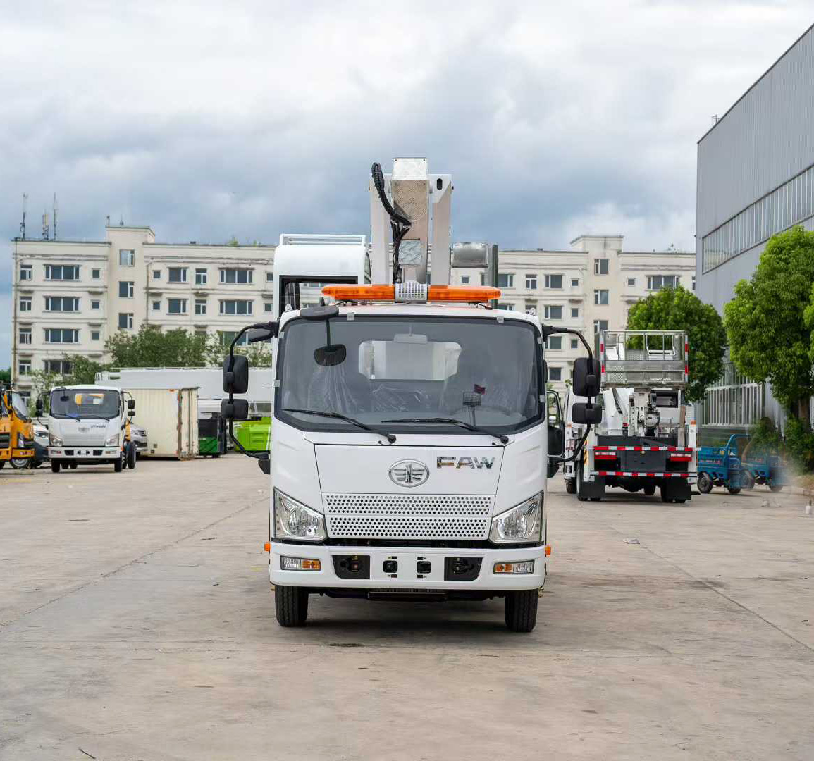 一汽解放18米直臂高空作業車伸縮臂折臂高空平臺圖片2