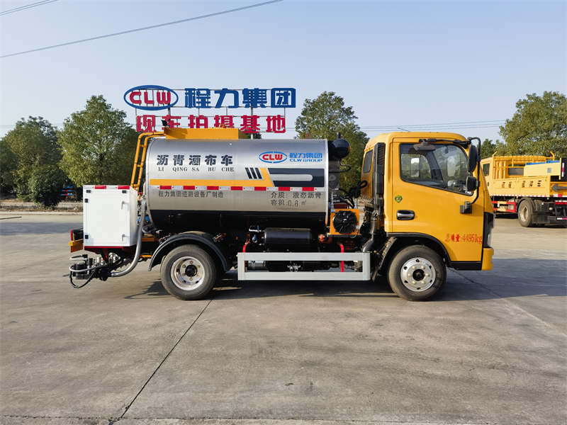 東風(fēng)多利卡4 方藍(lán)牌瀝青灑布車圖片3