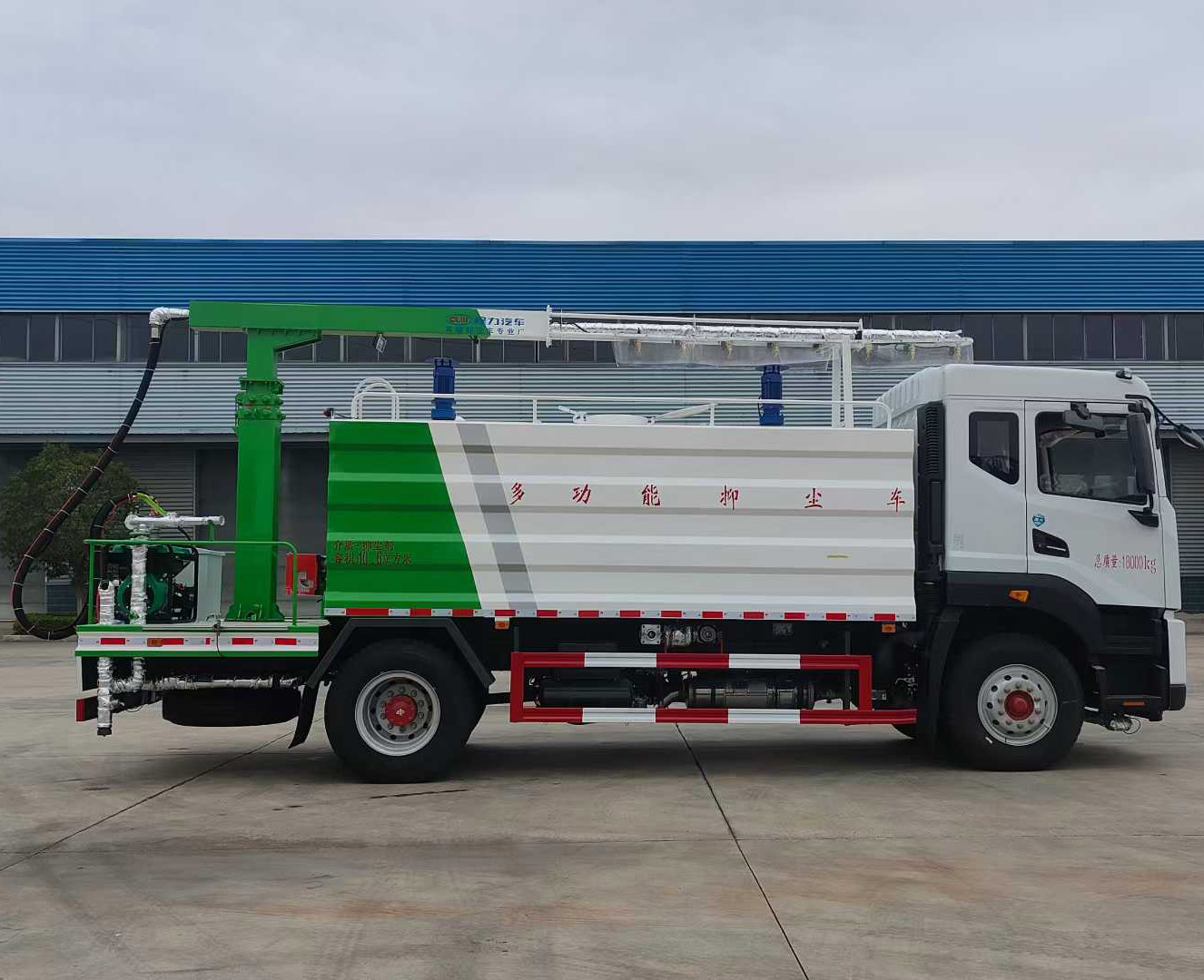 新東風鐵路抑塵車12m3綠化灑水車抑塵噴霧車城市道路抑塵消毒車圖片3